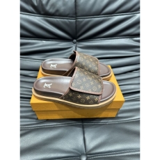 Louis Vuitton Slippers